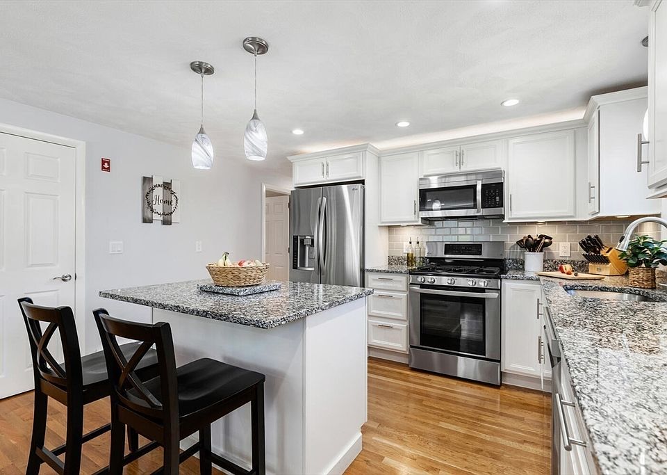 127 Bartholomew St, Peabody, MA 01960 Zillow