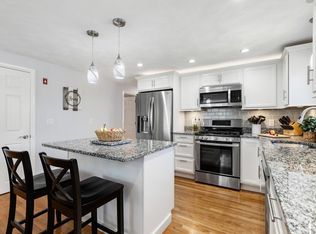 127 Bartholomew St, Peabody, MA 01960