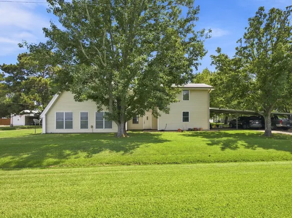 1102 Pom Roy Rd, Lake Arthur, LA 70549