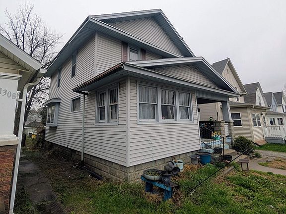 2nd image of 1306 Sinclair St