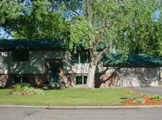 2926 8th Ave, Anoka, MN 55303