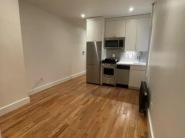 304 10th St #15, Brooklyn, NY 11215