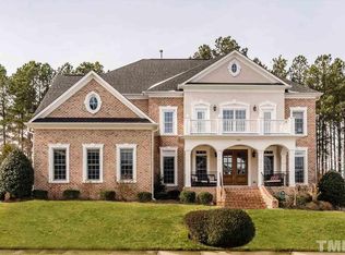 1026 Grogans Mill Dr, Cary, NC 27519