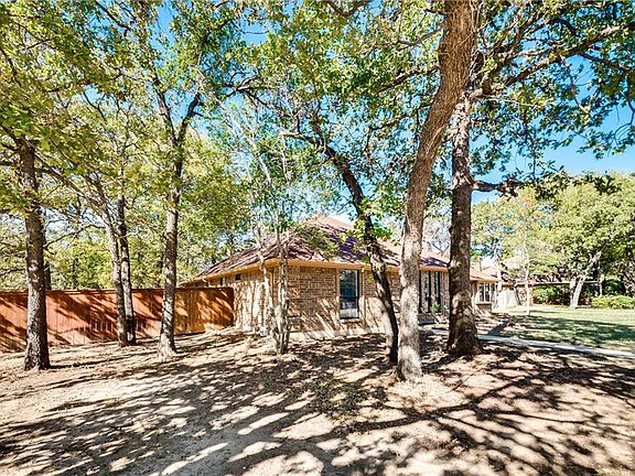 2nd image of 1301 Snow Mountain Cir