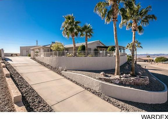3rd image of 3410 Antelope Dr