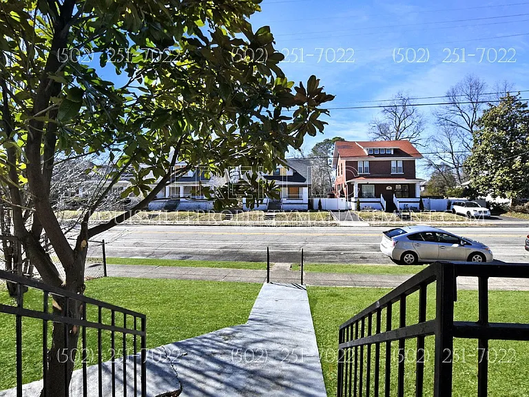 803 Cecil Ave — Photo 13