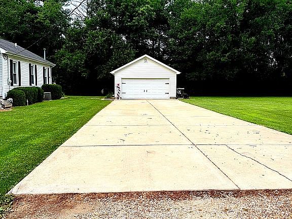 3rd image of 12001 W Greenleaf Ct