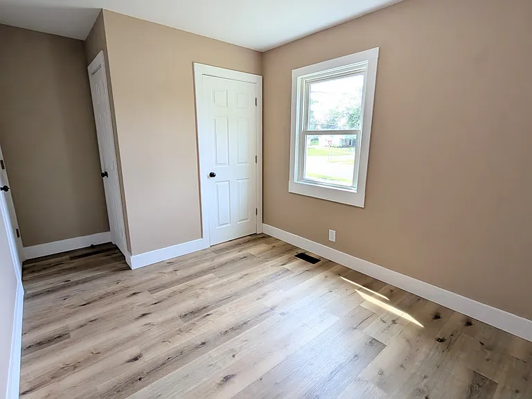 1504 Woodbine Dr — Photo 16