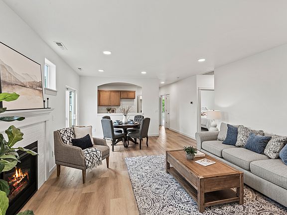 5_3748 harbrooke road - 03