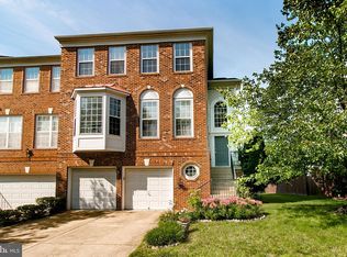 45792 Shagbark Ter, Sterling, VA 20166