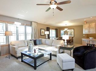 1102 N Williams St, Anamosa, IA 52205