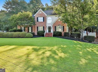 125 Gladys Ln, Fayetteville, GA 30215