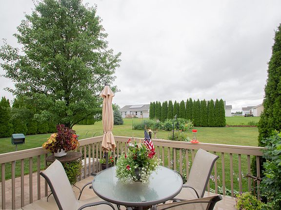 3rd image of 4509 Sandhill Dr