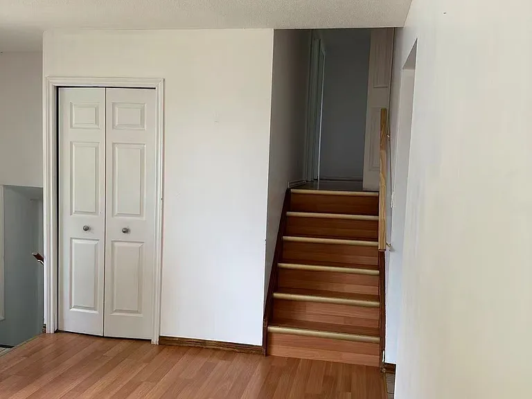 6860 Malden Rd — Photo 9