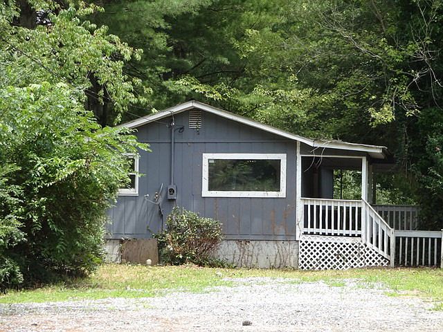 2nd image of 51 Poplar Dr