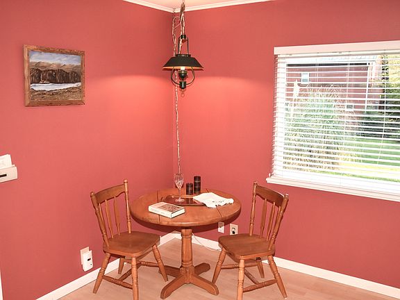 Dining area in the greatroom.
