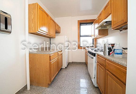 3rd image of 42-04 30th Ave #3L