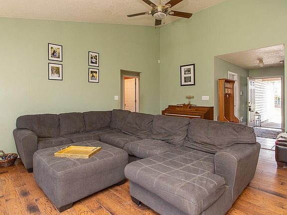 5th image of 17332 Pine Wood Ln