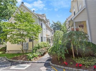 54 Myrtle Ave APT 11, Stamford, CT 06902