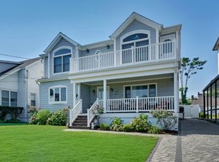209 7th Ave, Belmar, NJ 07719