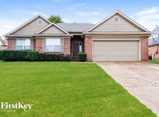 779 N Ericson Rd, Cordova, TN 38018