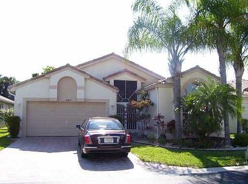 1st image of 10419 Utopia Cir E