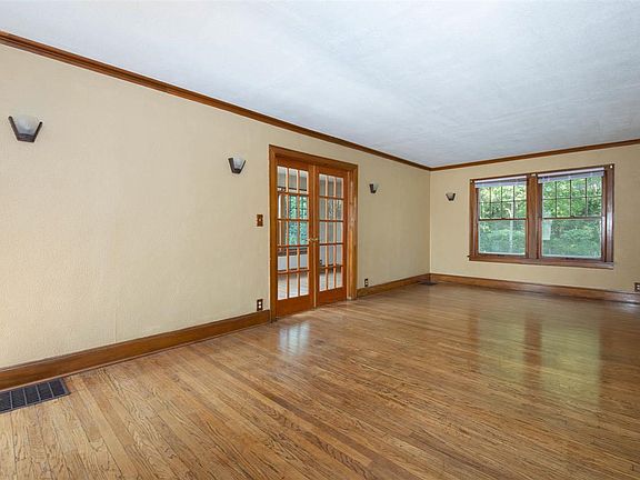 2nd image of 7349 W State St
