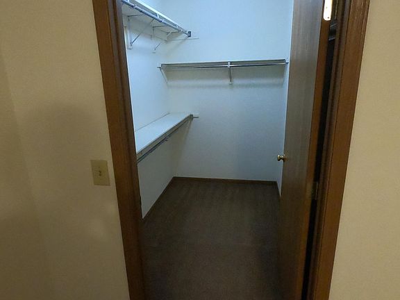 3rd image of 670 Banyon Tree Way