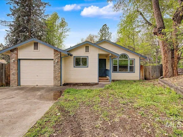 2501 W Hill Rd, Boise, ID 83702
