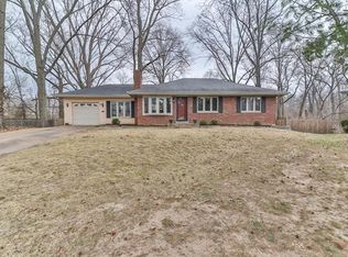 29 Fortune Ln, Saint Louis, MO 63122