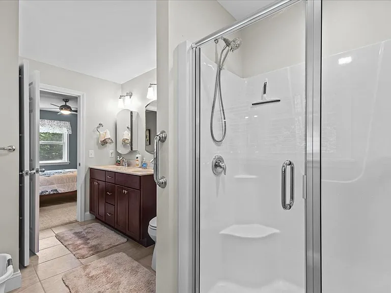 202 Abani Dr — Photo 23