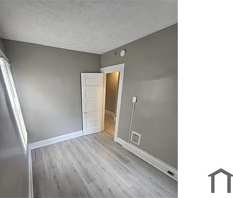 10317 Somerset Ave #RIGHT — Photo 18