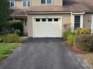 920 Ridgefield Cir #C, Clinton, MA 01510