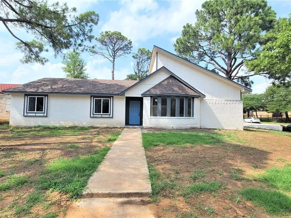7383 Green Acres Dr, Fort Worth, TX 76112