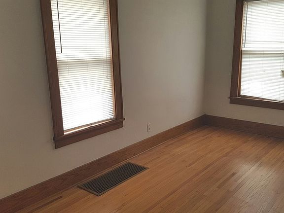 5th image of 1074 Lafayette St