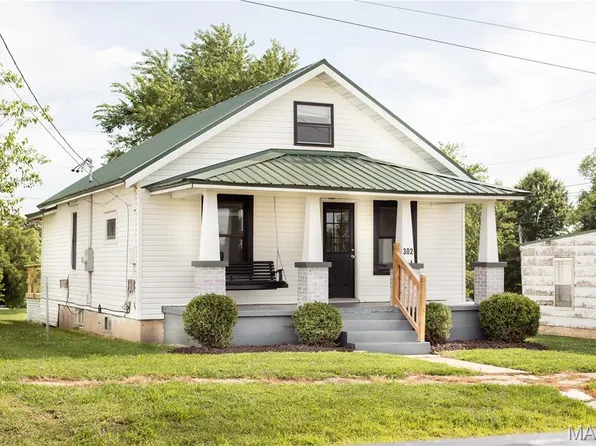 302 E Railroad Ave, Bland, MO 65014