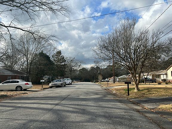 5th image of 4256 Mayfield Dr