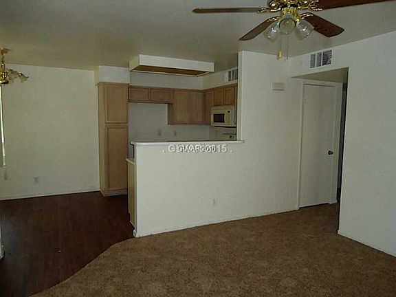 4th image of 3035 Casey Dr Unit 102