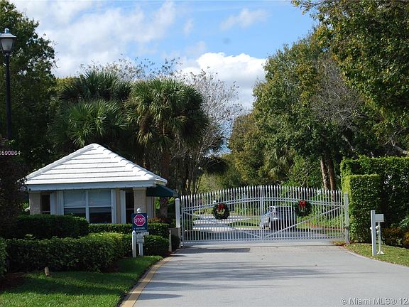 2nd image of 9222 SE Deerberry Pl