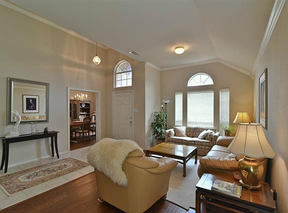 5th image of 1331 Pegasus Dr