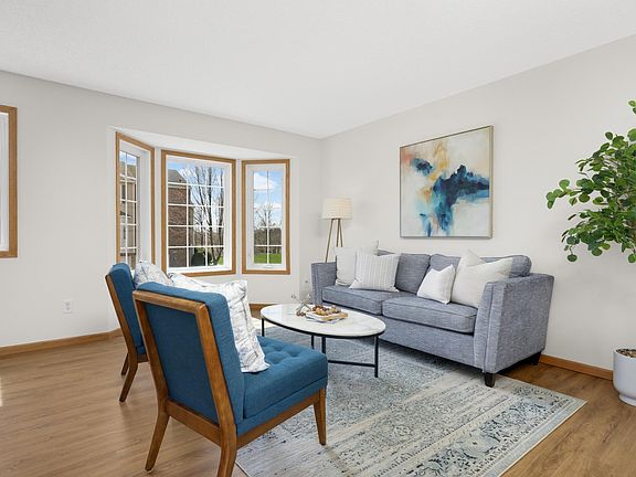 4th image of 5034 Evergreen Dr N Unit 2