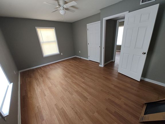 4th image of 803 W High St