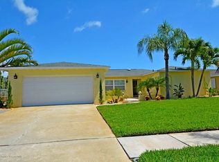 1550 W Riviera Dr, Merritt Island, FL 32952