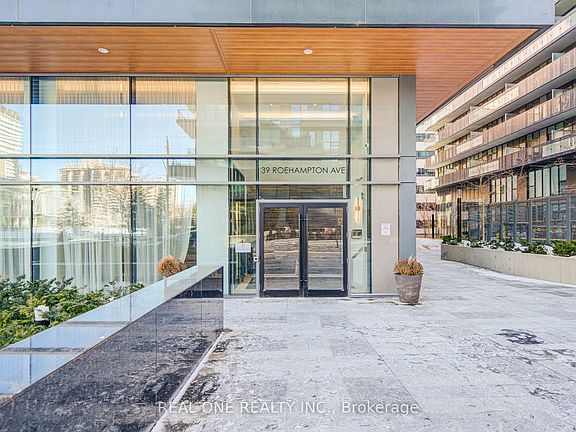 2nd image of 39 Roehampton Ave #4002