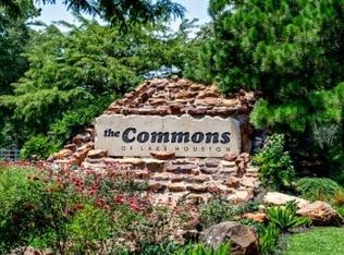 28715 Riverside Crest Ln #11-12, Huffman, TX 77336