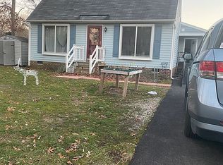 107 Sunny Dr, Ashland, VA 23005