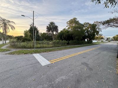 1595 NE 182nd St, North Miami Beach, FL, 33162