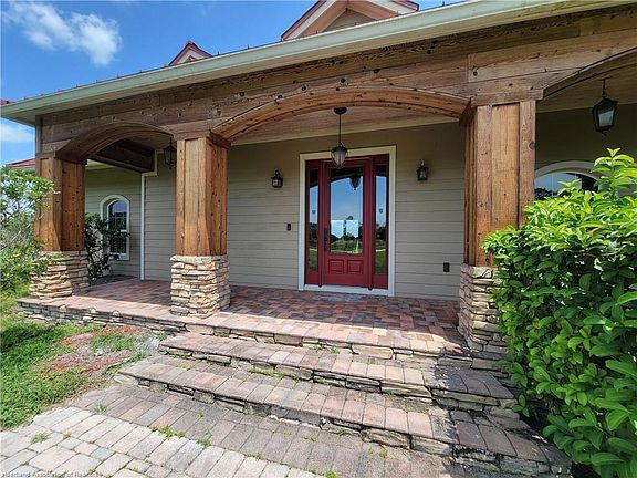 3rd image of 1028 Sugarberry Trl #1