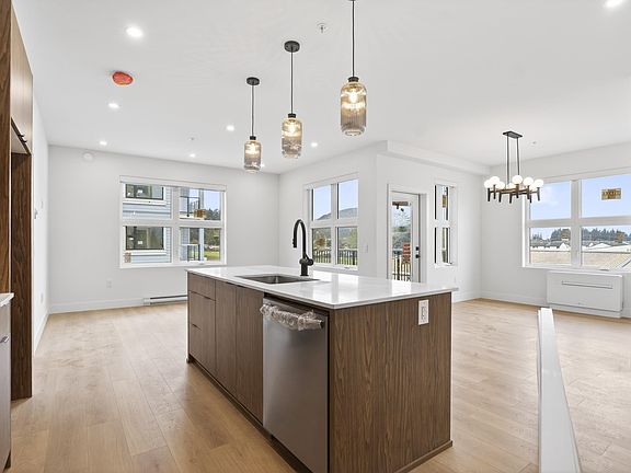 2nd image of 46185 Thomas Rd #310