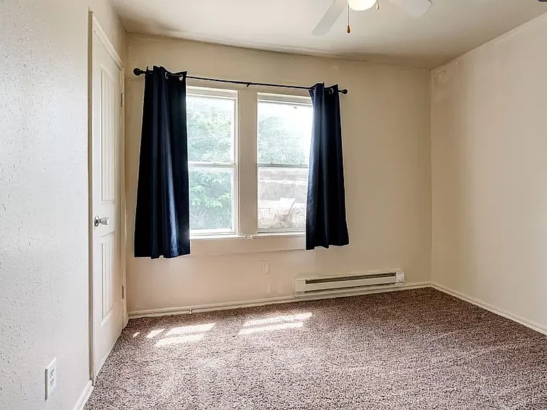 312 SW 23rd St #1 — Photo 10